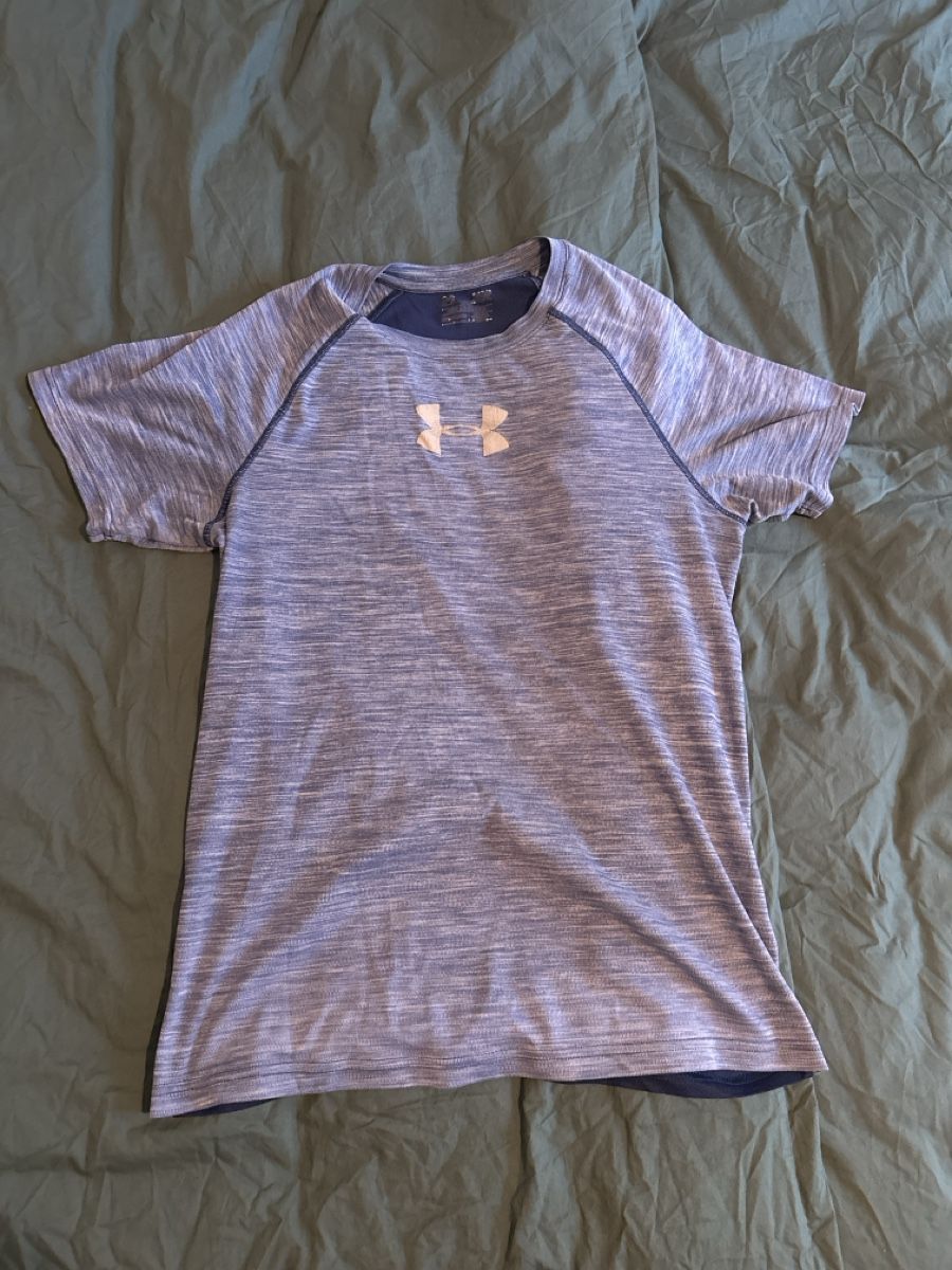 Under Armour T-shirt: Under Armour Shirt M – Usato da Zürich venduto da justus_grabowsky
