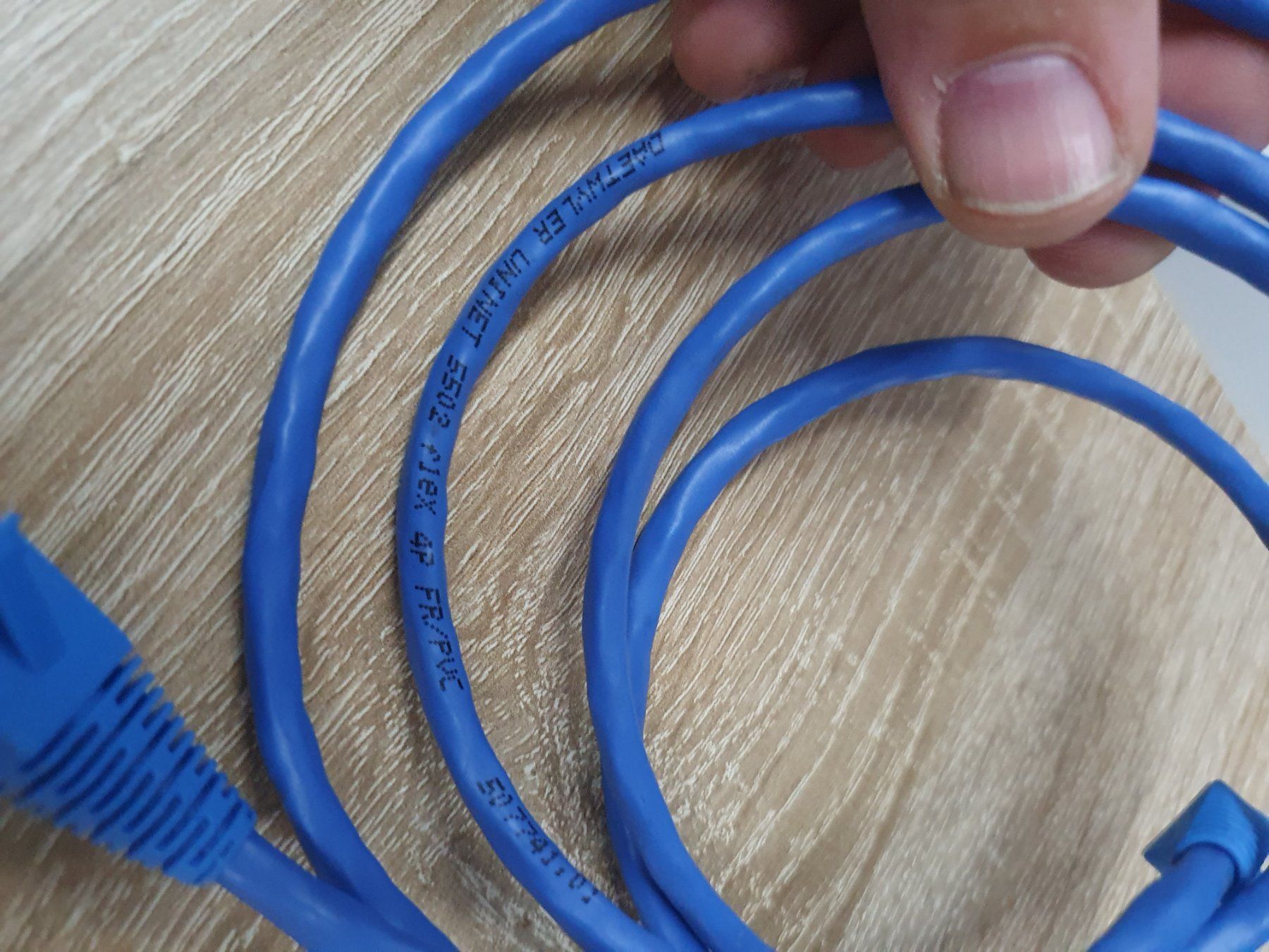 Dätwyler Kabel: Patchkabel Ethernetkabel cat 5e 1.5m Dätwyler 4P uninet 5502 – Gebraucht aus Zürich von eymen20 1