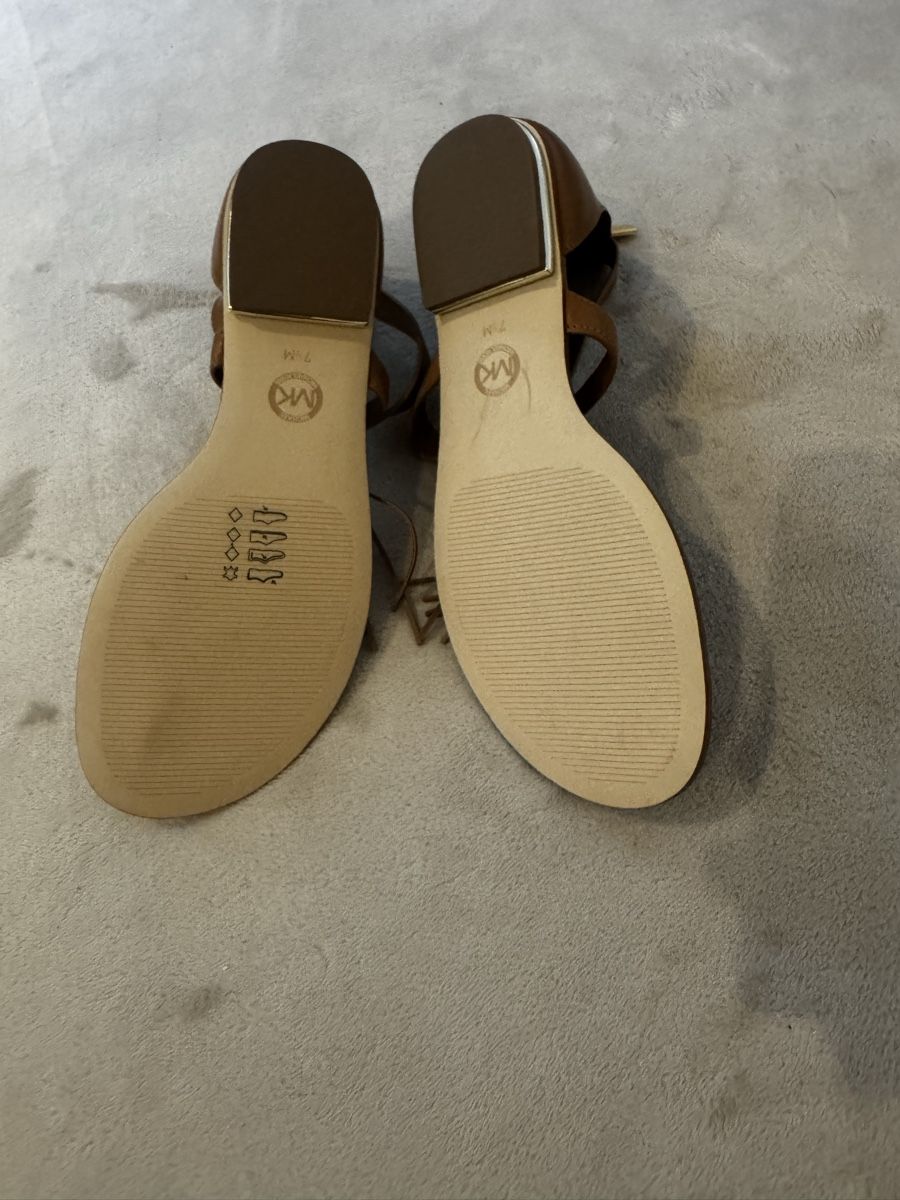 Michael Kors Chaussures femmes: Michael Kors Sandalen Grösse 7.5 – D'occasion à Madetswil par slougan88 5
