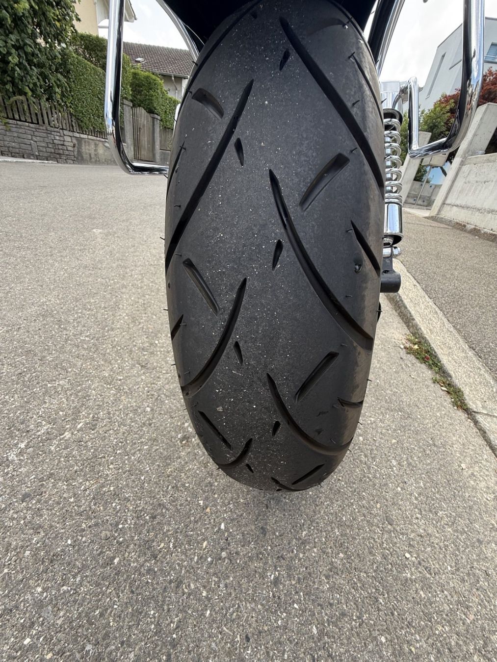 Suzuki Strada: Suzuki Intruder VS 1400 GLP – Usato da Biel/Bienne venduto da ecu 8
