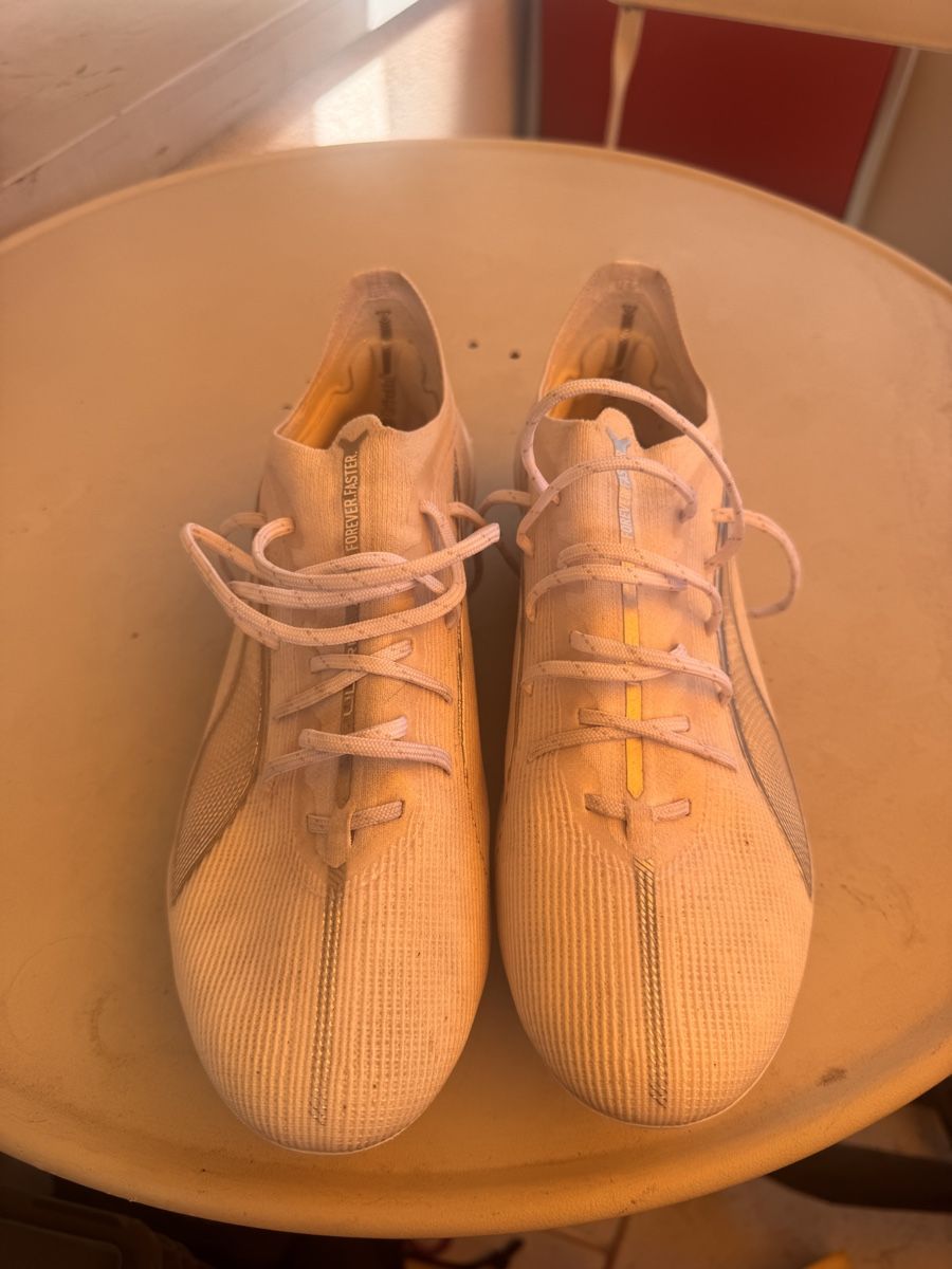 Puma Scarpe da uomo: PUMA Ultra 5 Ultimate FG – Usato da Ostermundigen venduto da DKT