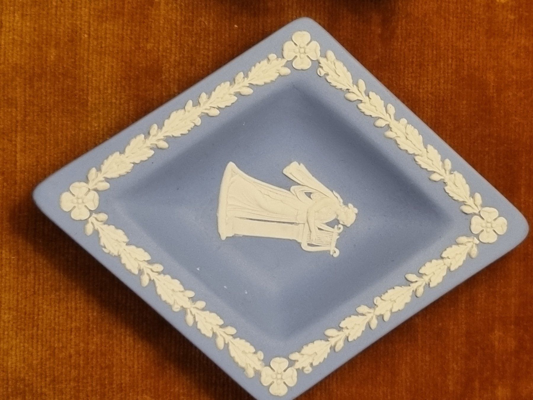 Wedgwood Vasen & Gefässe: Wedgwood Jasperware Set, Vase & Schale, blau – Gebraucht aus Scharnachtal von devin03 3