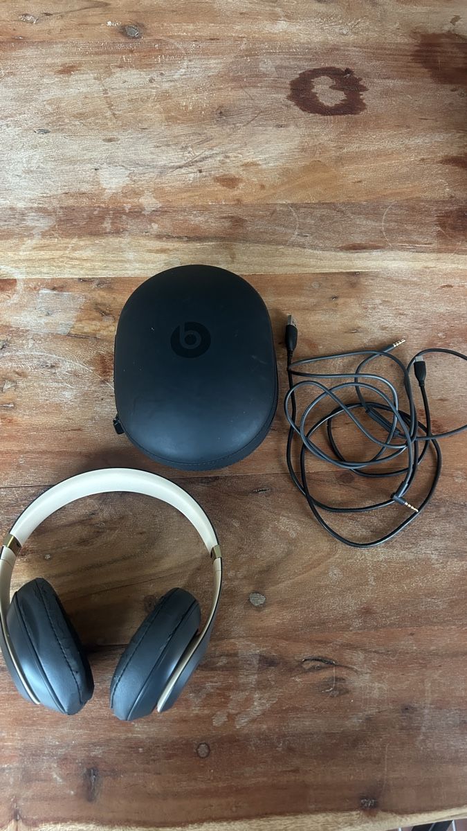 Beats Kopfhörer: Cuffie Beats Studio Pro – Gebraucht aus Zürich von LCS3119 1