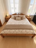Vintage Bett aus Holz inkl. zwei Nachttische