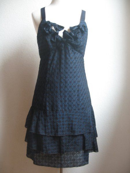 Vestiti: Cop COpine belle robe en taille 36CH! – Usato da Champlan venduto da baghera12