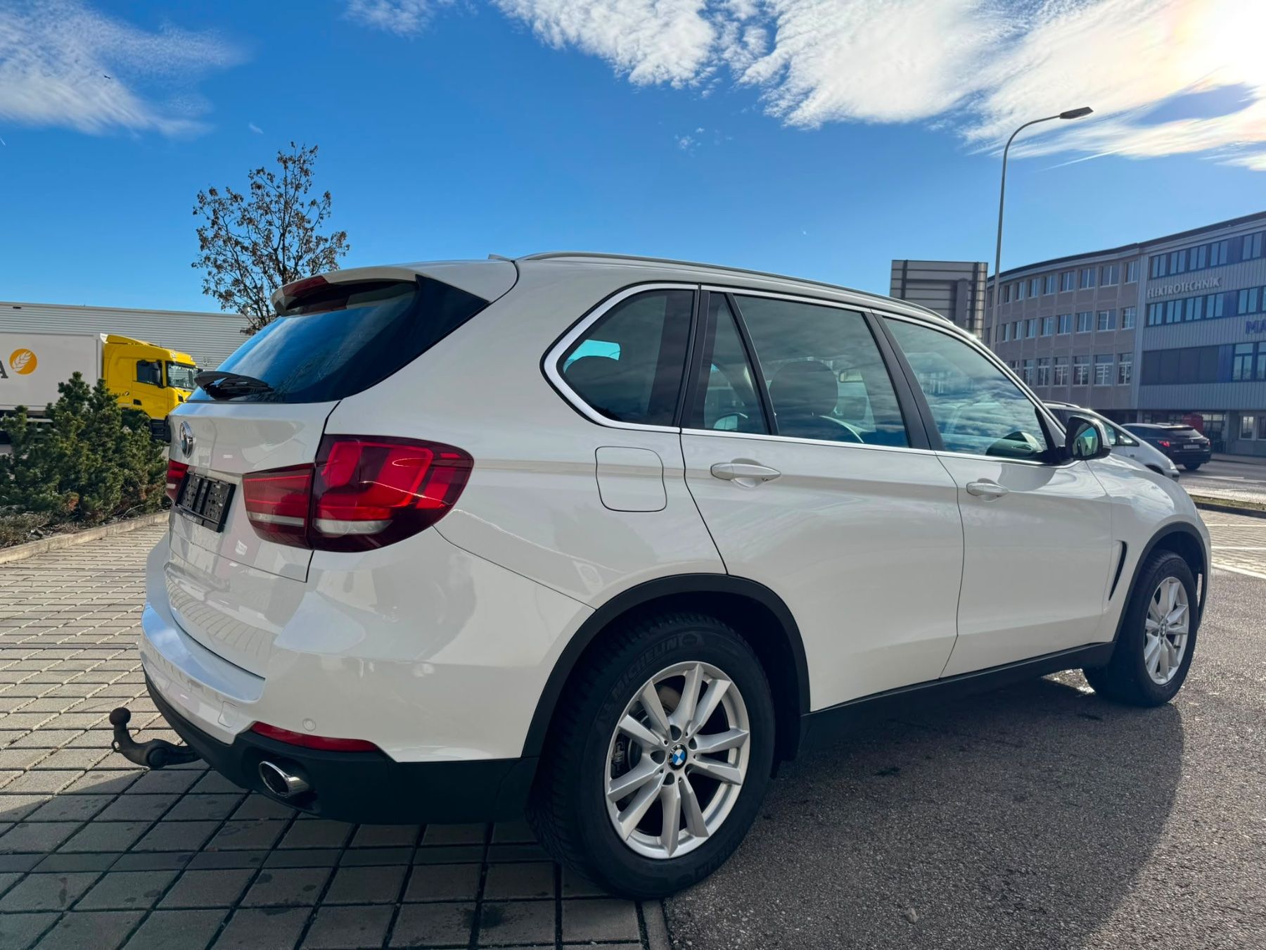 BMW Automobili: Bmw X5 xDrive 25d – Usato da Flawil venduto da ruz_9nzy 3