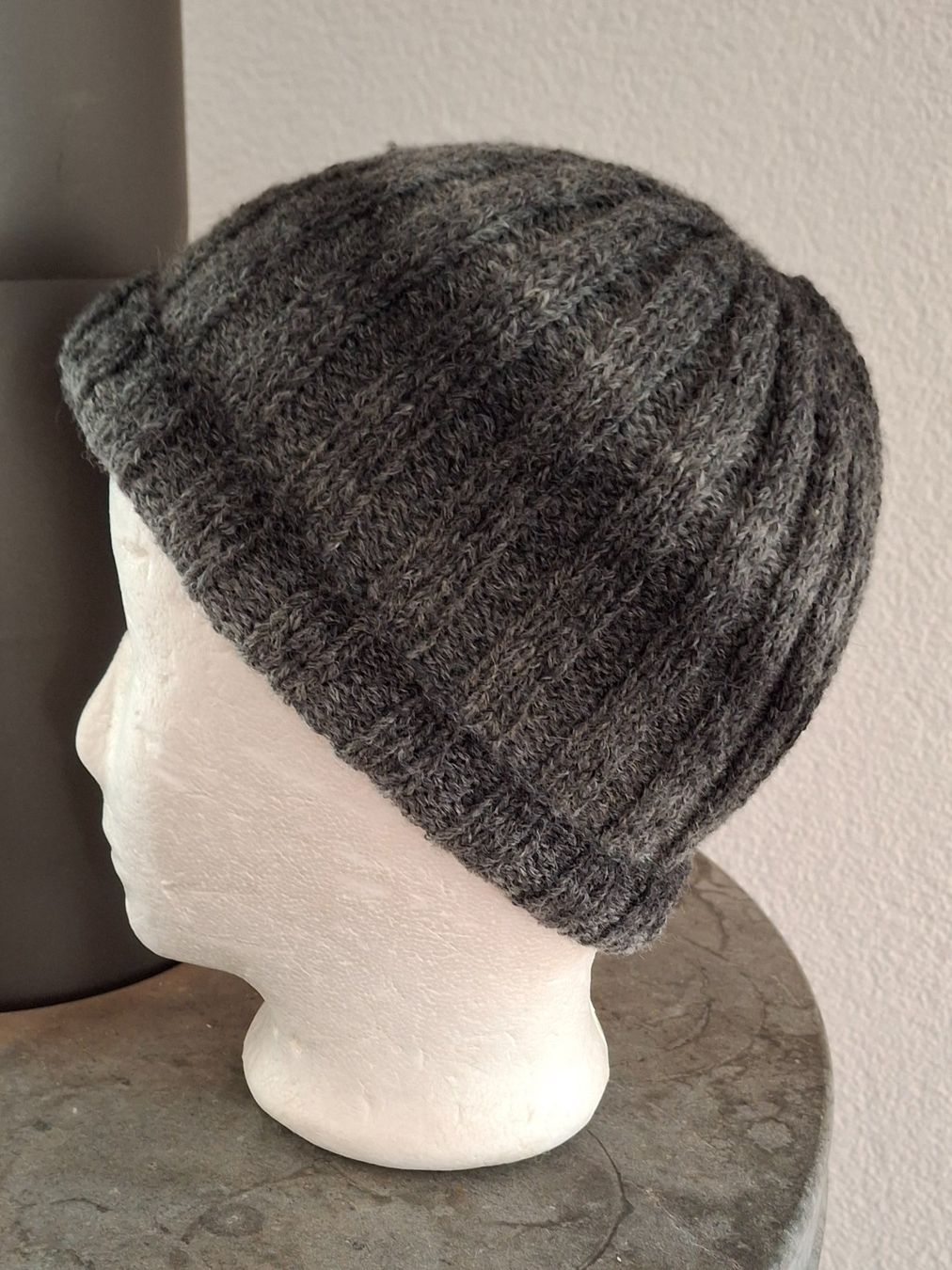 Hüte, Mützen & Caps: Mütze "Grauzone2" handgestrickt   NEU – Neu (gemäss Beschreibung) aus Langenthal von Handstrick 5