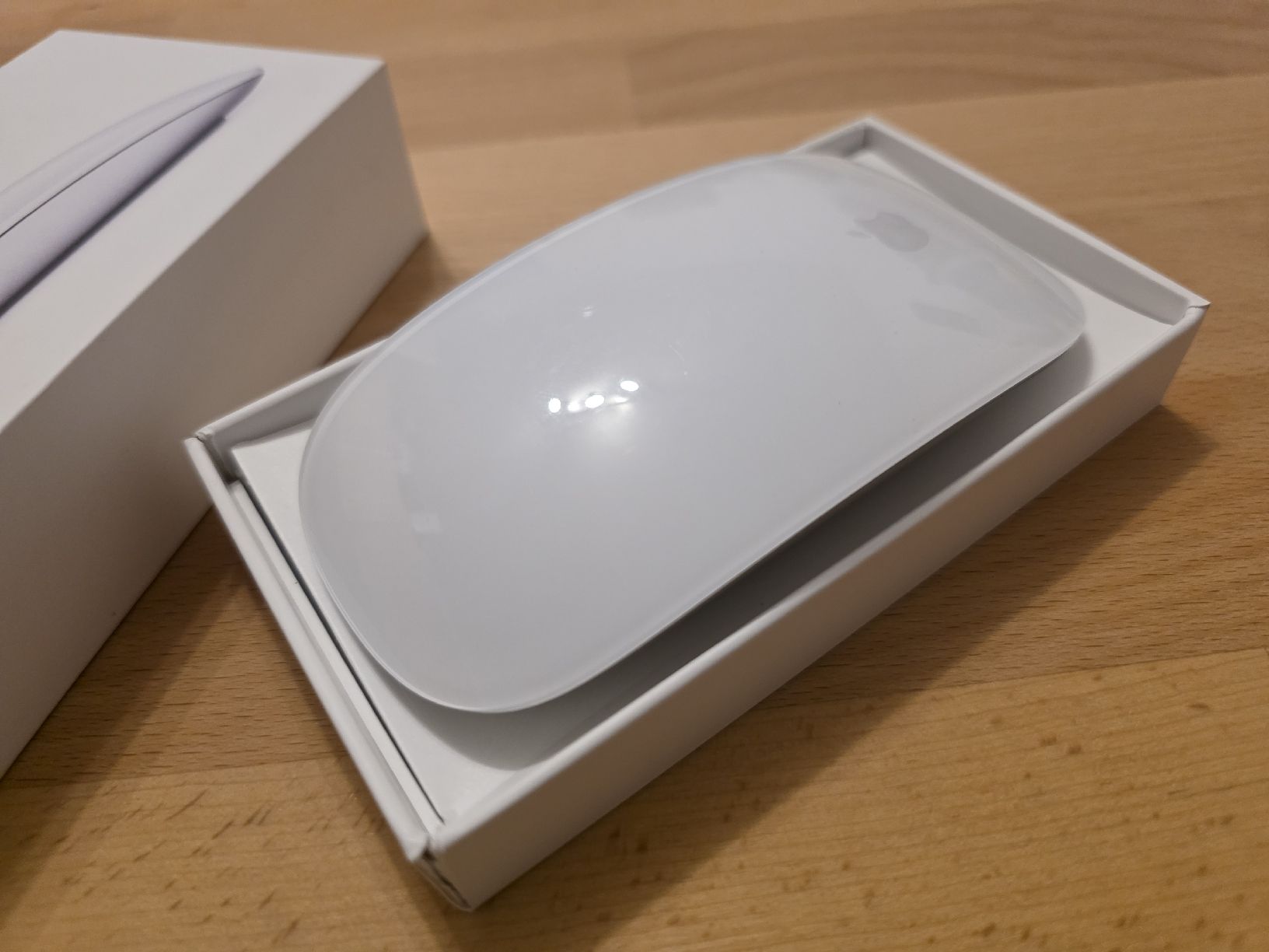 Apple Mouse: Apple Magic Mouse 2 mit Originalverpackung – Usato da Lenzburg venduto da spruser_h 5