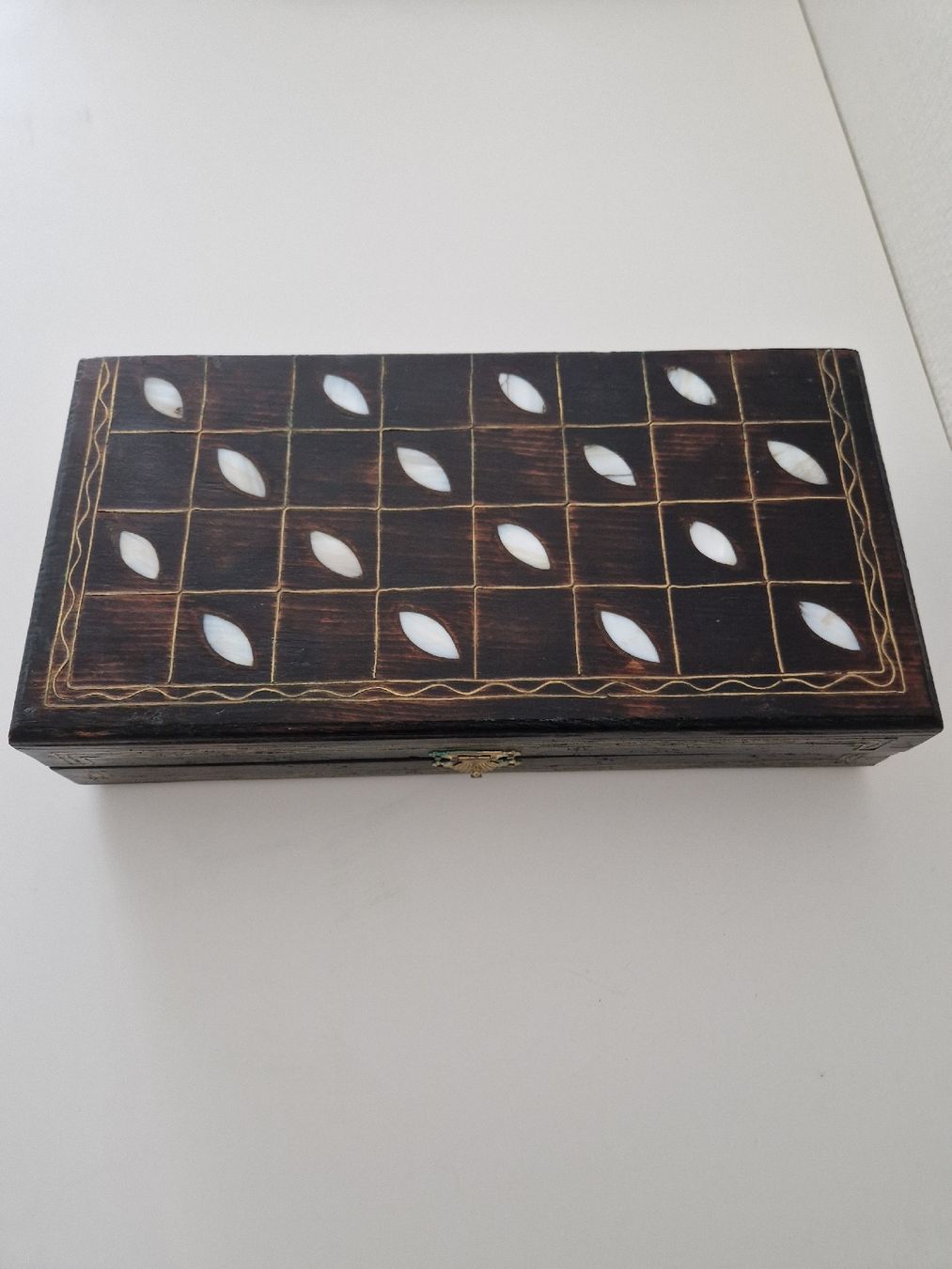 Giochi: Edles Brettspiel aus Holz, Backgammon/Dame – Nuovo (secondo la descrizione) da Wittenbach venduto da garbis 1