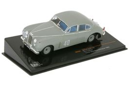 JAGUAR MKVII #40 STIRLING MOSS 1:43 IXO