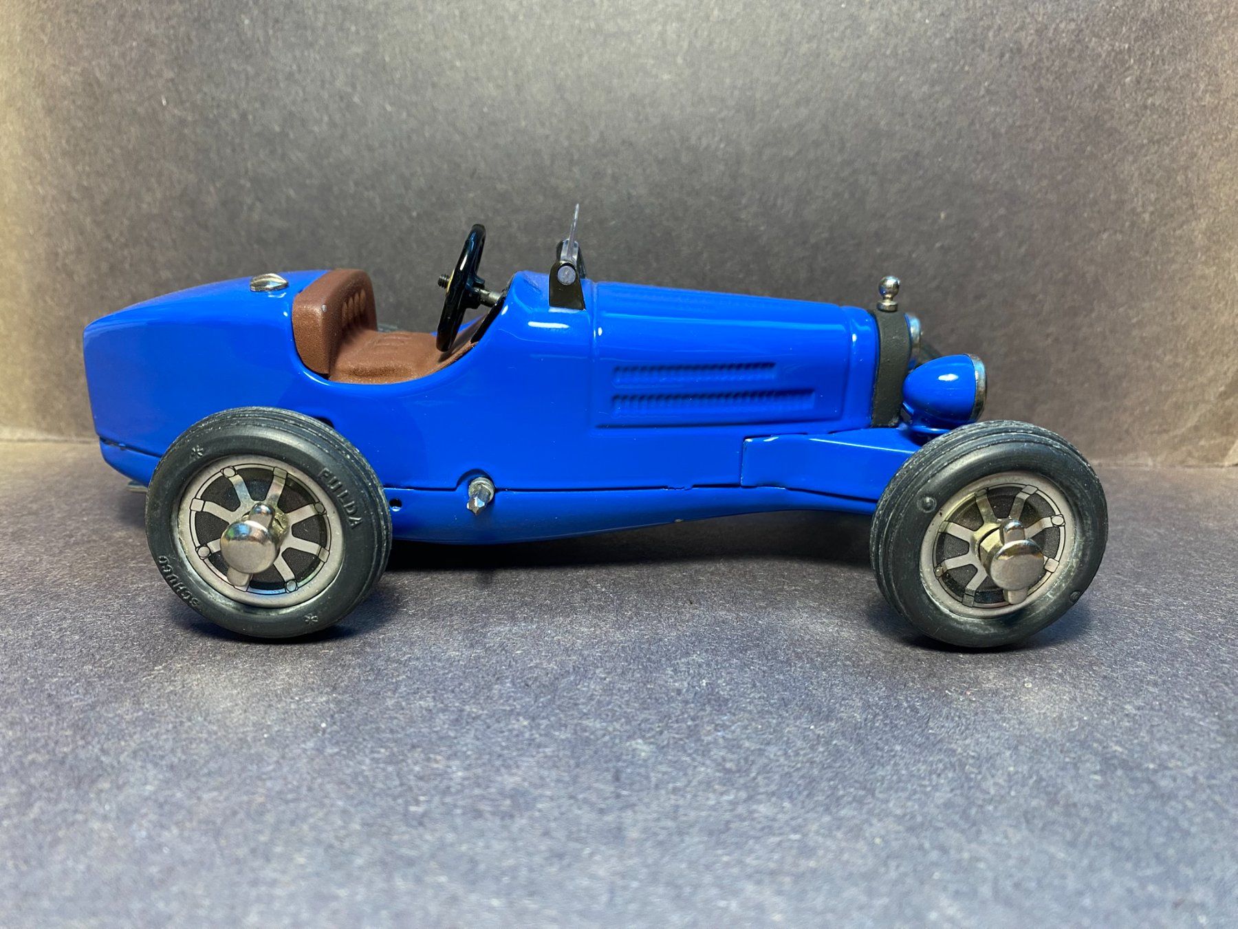 Schuco Spielzeuge: Bugatti Typ 35 B - Schuco 01740 Studio IV Blech – Gebraucht aus Spiez von Mlandcruiser 4