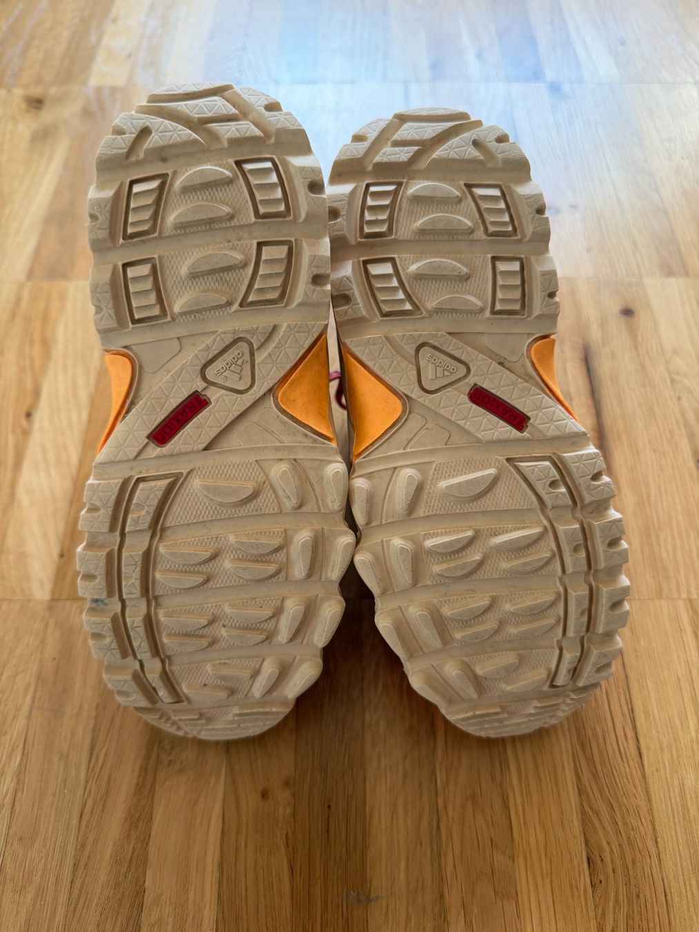 Adidas Scarpe per ragazze: Kinder Wanderschuh Adidas Grösse 27 – Usato da Kloten venduto da phug 2