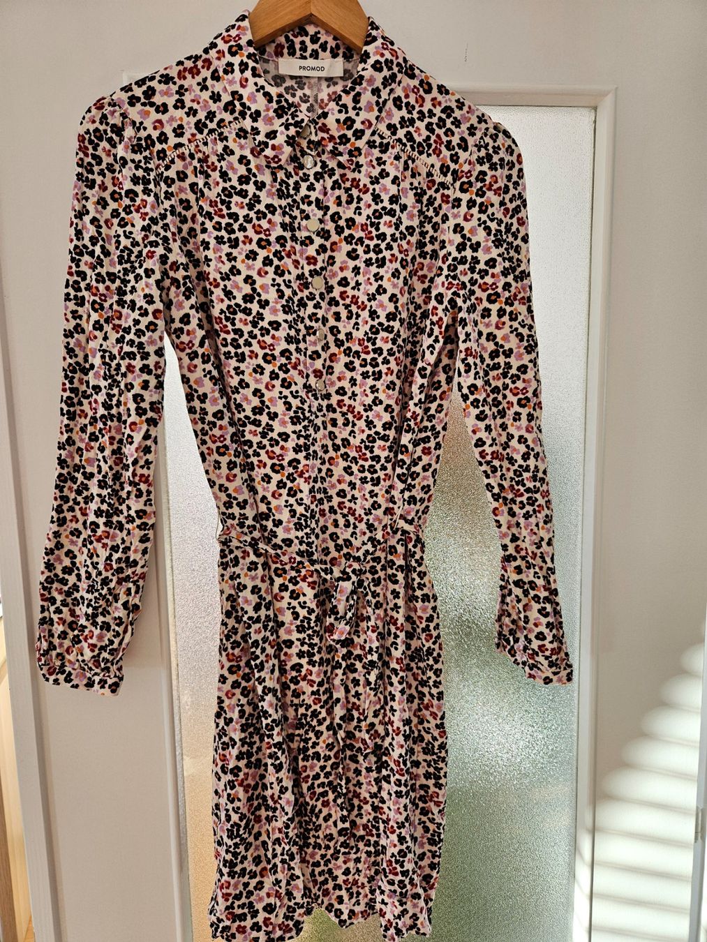 Promod Kleider: Promod dress 100% ecoviscose – Neu (gemäss Beschreibung) aus Genève von ele_b7wq 1