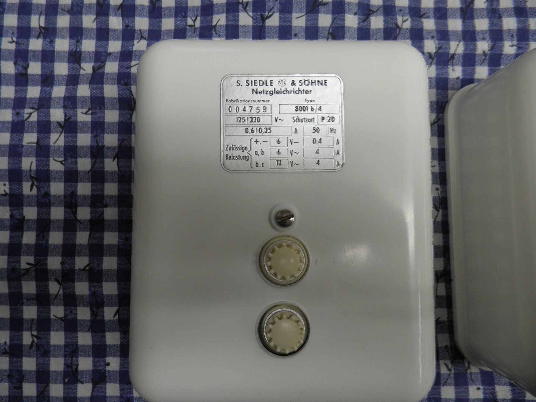 Elektronikbauteile: Netzgleichrichter/Verstärkergerät – Gebraucht aus Oftringen von shoptwotrade 1