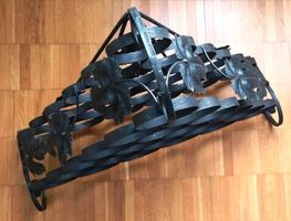 Halter- Flaschenregal für 21 Flaschen
