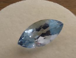 Aquamarin im Navettenschliff, 1.71 Carat
