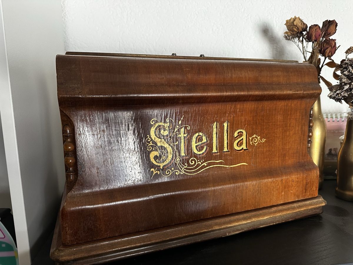 Macchine da cucire: Antik Nähmaschine Stella – Usato da Meiringen venduto da Andy087 2