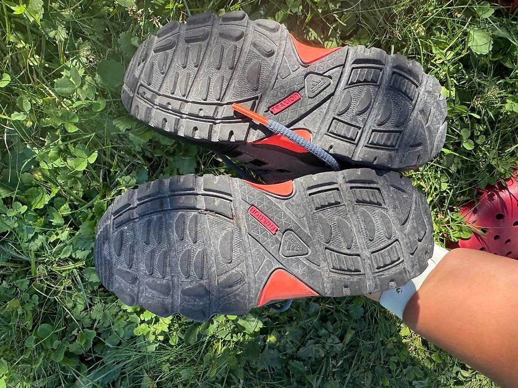 Scarpe per ragazzi: Adidas terrex wanderschuhe – Usato da Adliswil venduto da U.Kundert