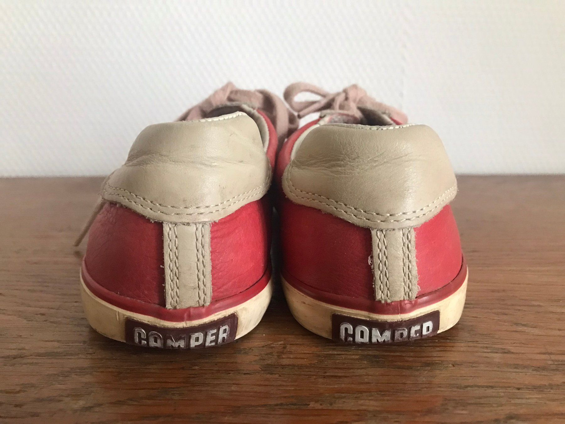 Camper Scarpe per ragazzi: Leder Turnschuhe in Gr. 35 von Camper – Usato da Wädenswil venduto da Aniares2 4