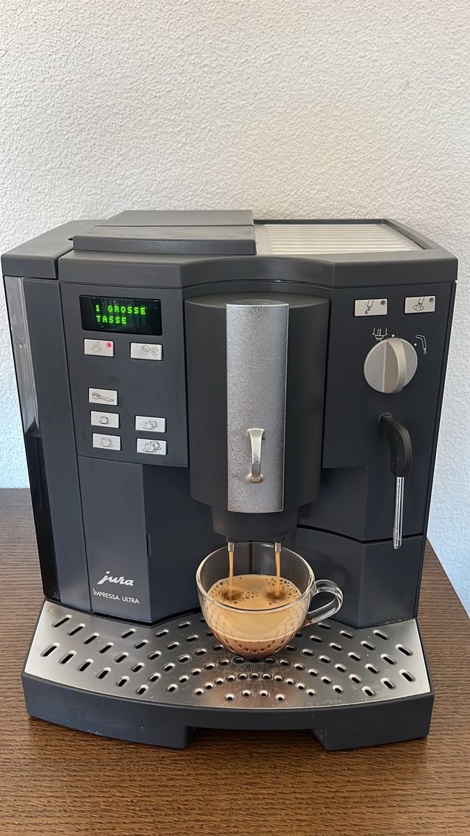 Jura Kaffeemaschinen & Espressomaschinen: Jura impressa ultra – Gebraucht aus Root von PartsH.H