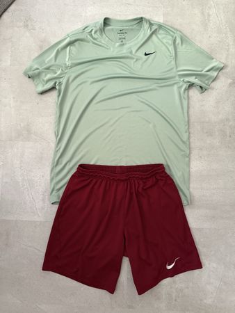Sommerliche Kombo 5 - Sport T-Shirt & Kurze Sporthose (L) 