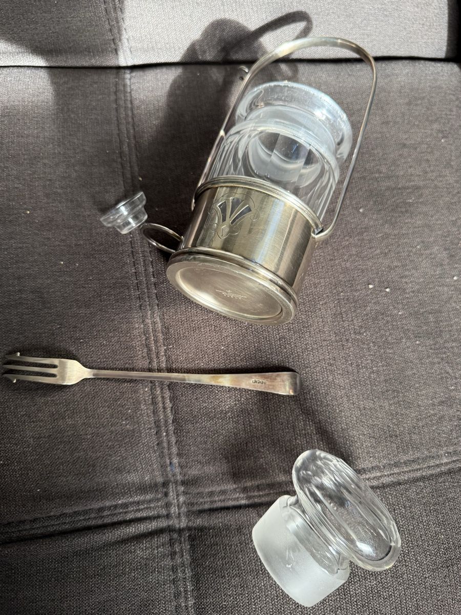 Alle Dekorationen: Seltene Vintage Olivenglas mit Gabel  – Neu (gemäss Beschreibung) aus BASEL von zum_schneugge 4