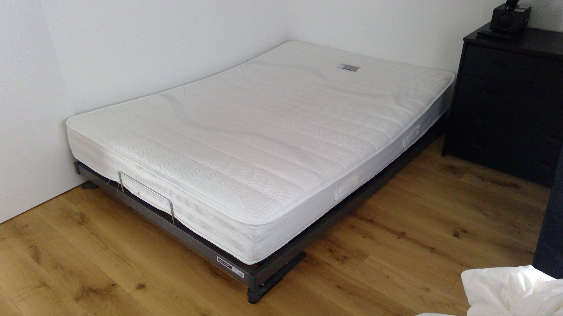 Micasa Lits: Bettgestell Einlagerahmen 140x200 – D'occasion à Tramelan par angebot2 2