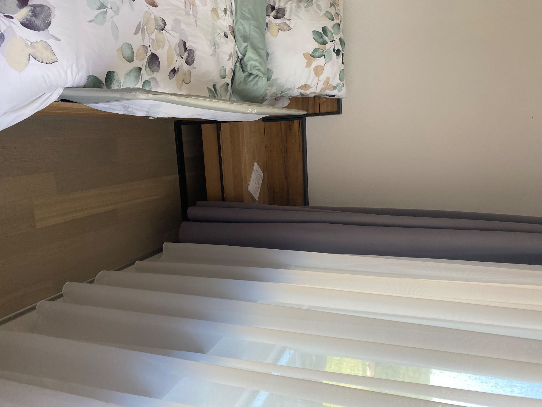 Letti: Letto in legno massello. – Usato da Alterswil FR venduto da emi_ww58 3