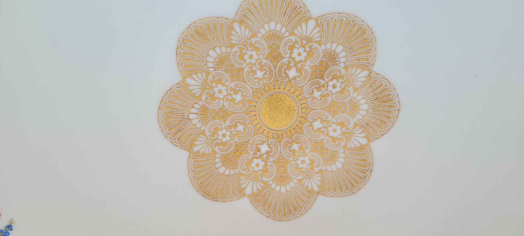 Rosenthal Ciotole: Rosenthal Chippendale Schale mit Goldrand – Usato da Eggersriet venduto da Fredb 4