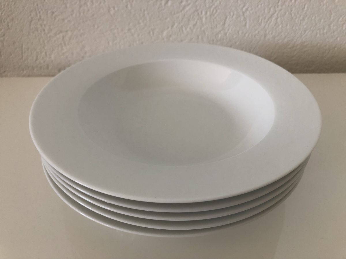 Set di piatti: Geschirrset – 23-teilig – Usato da Zollikofen venduto da DelNero 2