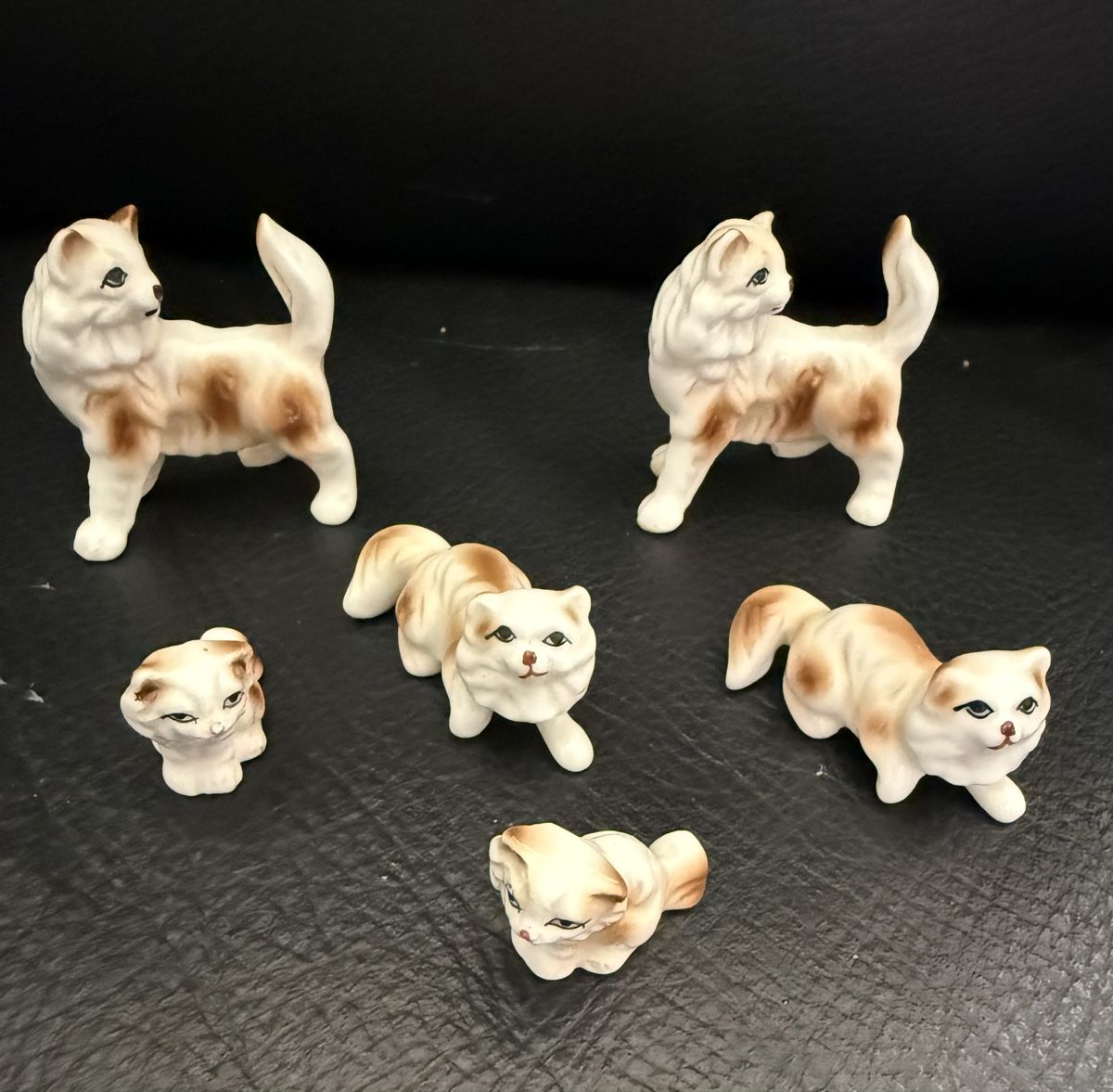 Statuette: 6 Katzen Figuren  – Usato da Biel/Bienne venduto da Katja01112