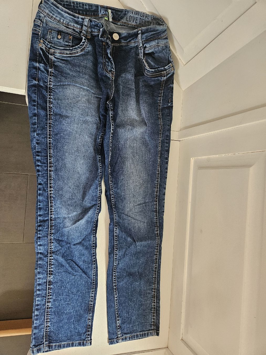 Cecil Jeans: Cecile Jeans – Neu (gemäss Beschreibung) aus Ennetbürgen von LebuniaNW