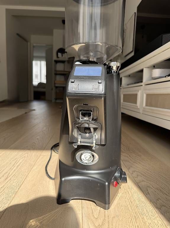 Machines à café & Machines à expresso: Eureka Zenith E65 – D'occasion à Zürich par Udi 1