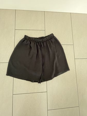 Kurze Sommerhose für Damen, bequem & luftig, Gr. M