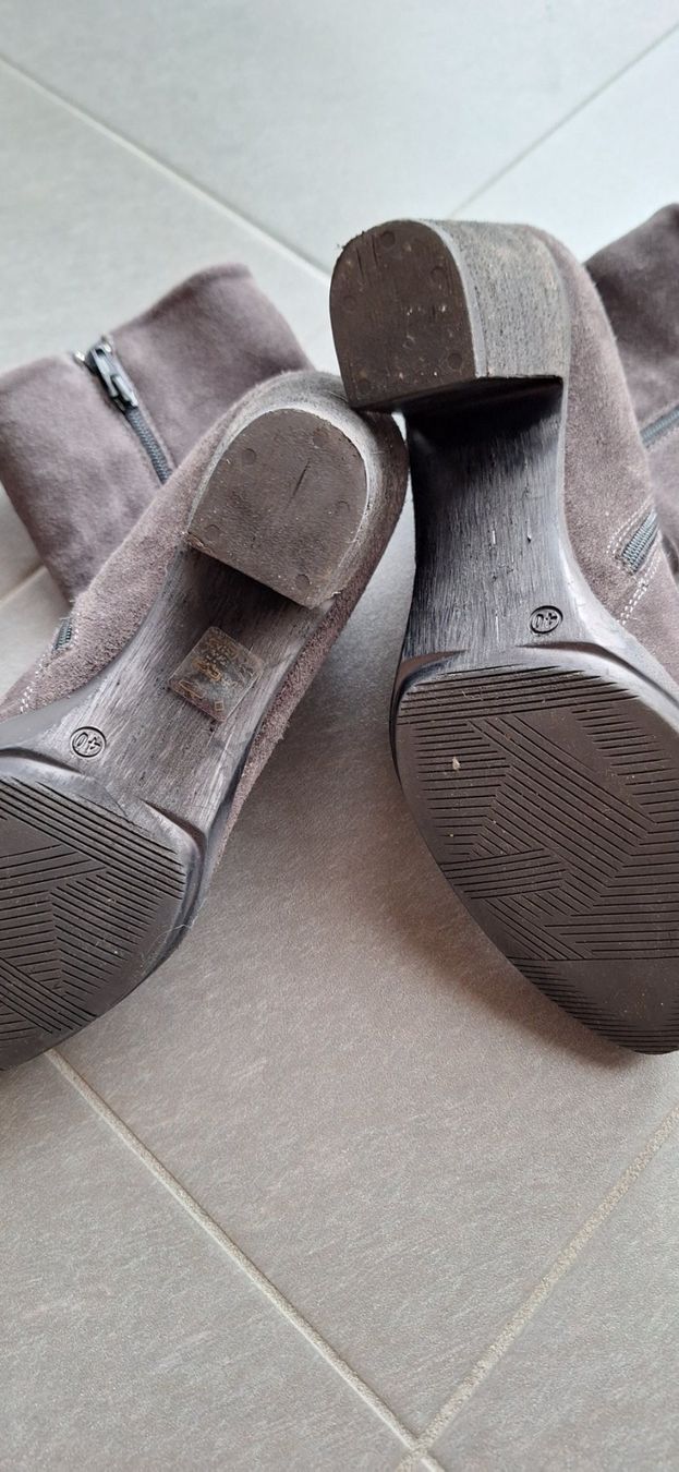 Scarpe da donna: Khrio, bottine grise / graue Stiefelette – Nuovo e nell'imballaggio originale da Lussery-Villars venduto da pousinete02 5