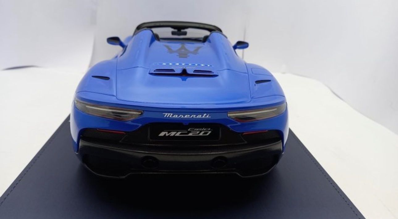 Maserati Modellautos: Maserati MC20 Cielo Model 1:12 – Neu und originalverpackt aus Weinfelden von Sagun 4