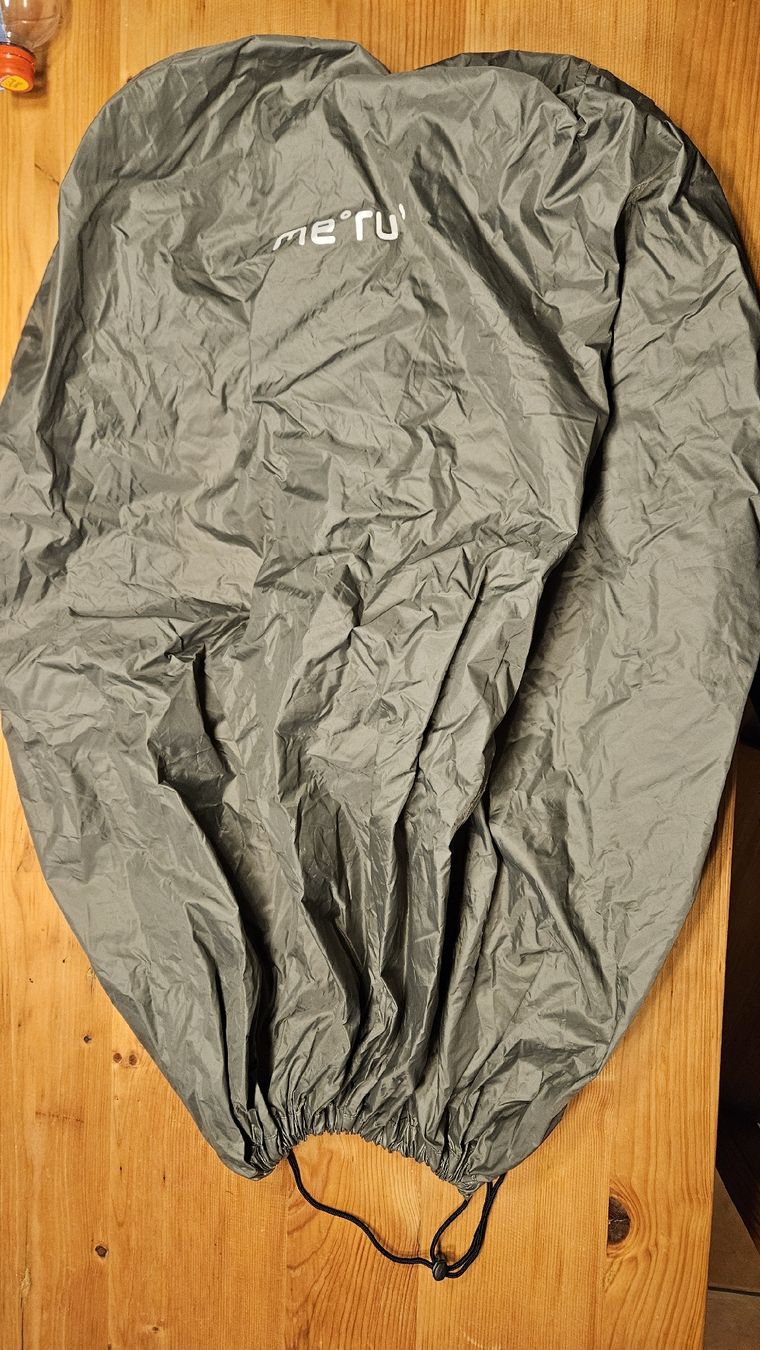 Meru Rucksäcke: Housse de sac à dos pluie L – Neu (gemäss Beschreibung) aus Baulmes von Emm_g29m 1