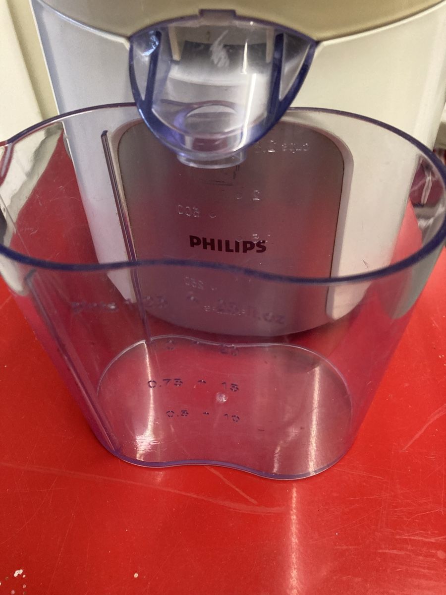 Philips Elettrodomestici da cucina: Entsafter – Usato da Wallenwil venduto da Clare1 3