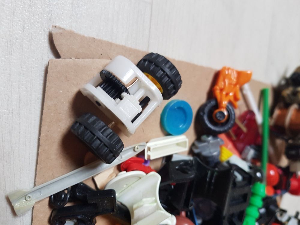 Jouets: Bastelteile Aussortierung von Kinderspielkisten – D'occasion à Birmensdorf ZH par RoBrixX 3