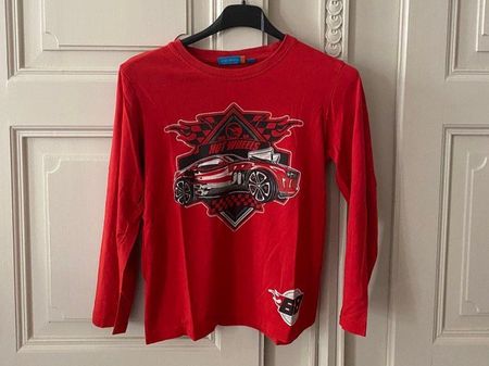 Cooles T shirt Gr 140,  10 Jahre, Langarm .....ab 1 CHF !!!