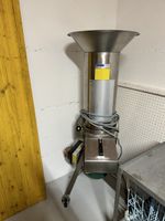 Fleischwolf resp. Raffelgerät  Steel Gastronomie gebrauch