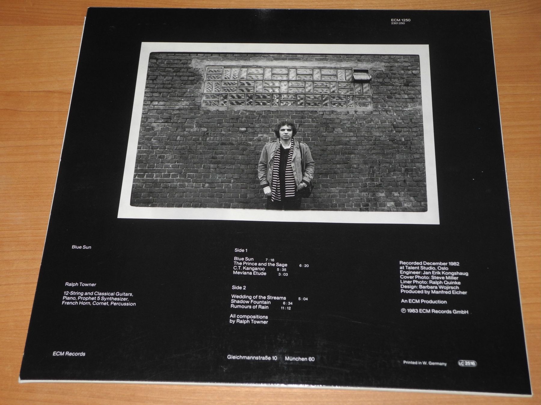 Dischi in vinile: RALPH TOWNER: BLUE SUN - ECM – Nuovo (secondo la descrizione) da Fahrwangen venduto da Swirl2 1