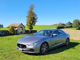 Maserati Ghibli S Q4 Limousine grau mét. 2017