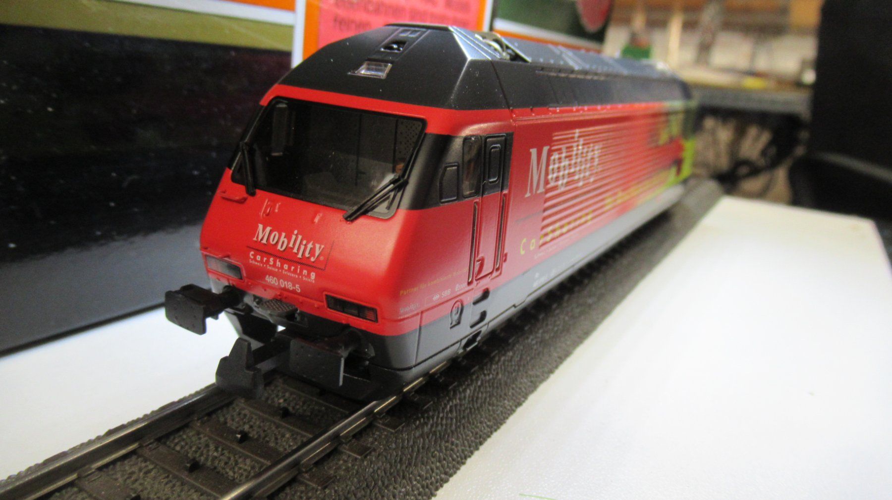 Hag Modellini di ferrovie: HAG Re 460 "Mobility" – Nuovo e nell'imballaggio originale da Martigny venduto da nevada98 1