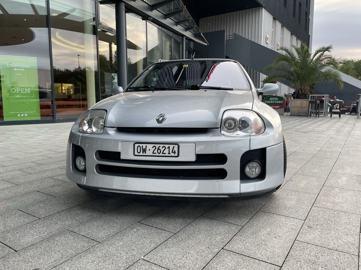 Renault Autos: Clio V6 – Neuf (Voir description) à Engelberg par Tieger3 4