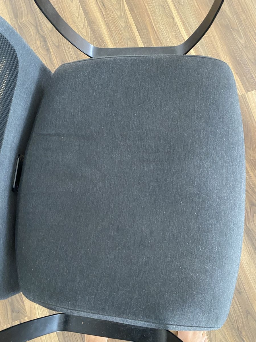 Ikea Sedie: Office Chair Dark Grey Mesh Back good condition – Usato da Lachen SZ venduto da kmi_kzp2 4