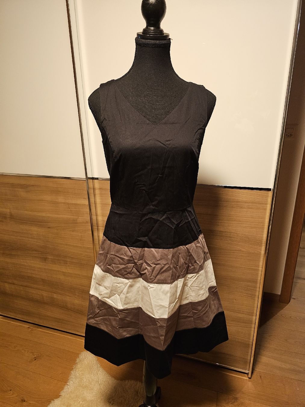 Comma Kleider: Schönes Kleid der Marke comma, Gr. 34 – Gebraucht aus Oberriet SG von Christine_