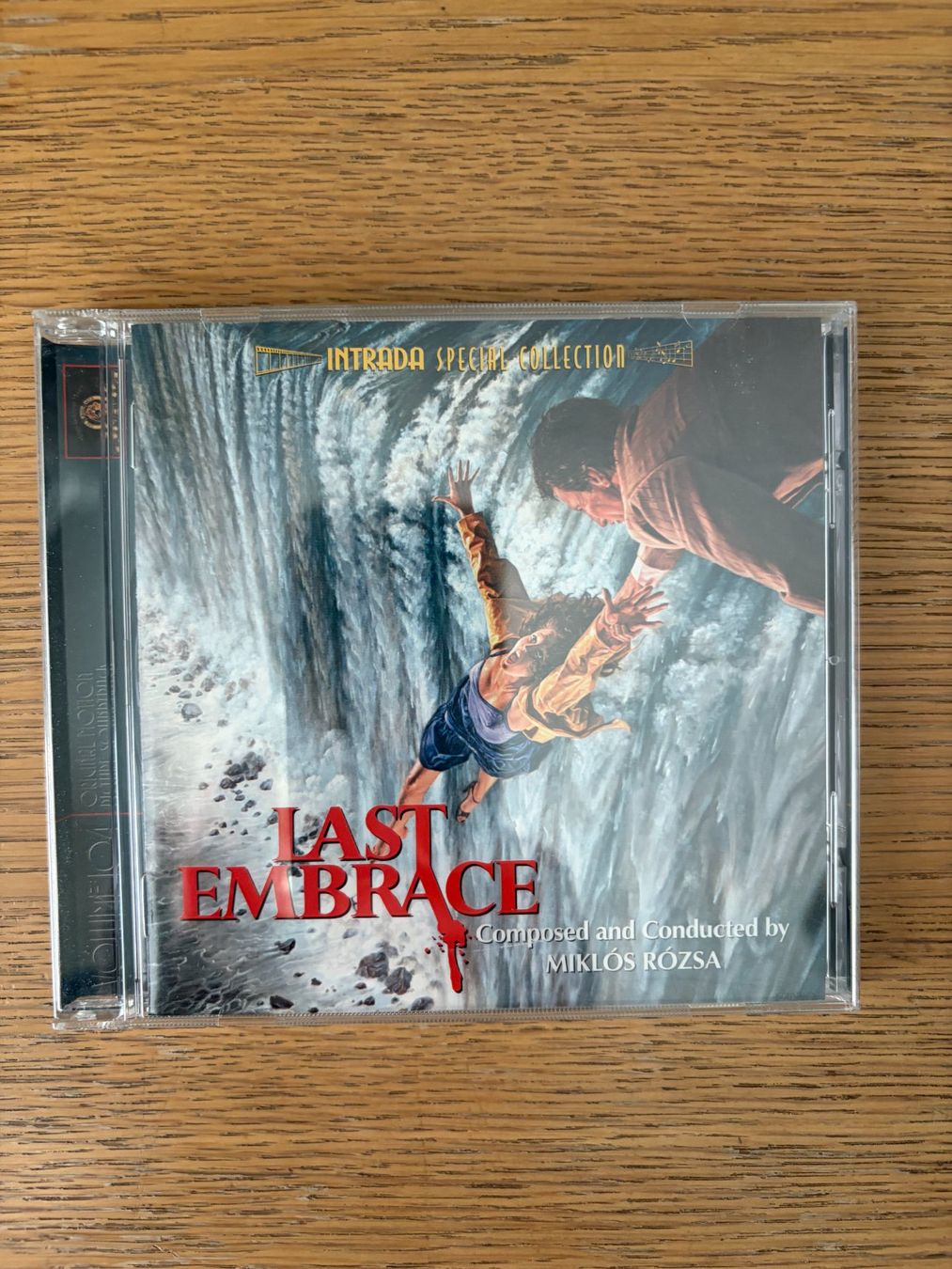 CD: CD THE LAST EMBRACE PAR MIKLOS ROZSA – Usato da Geneve venduto da tigre69