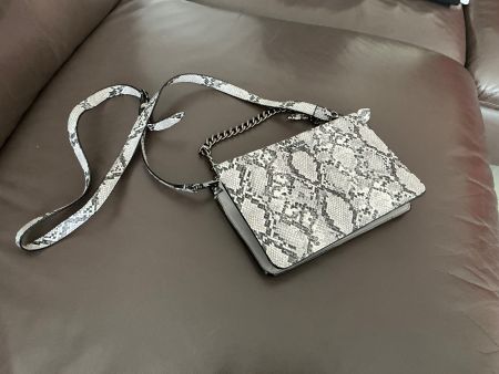 Victoria's Secret Handtasche, Schlangenmuster, Top Zustand