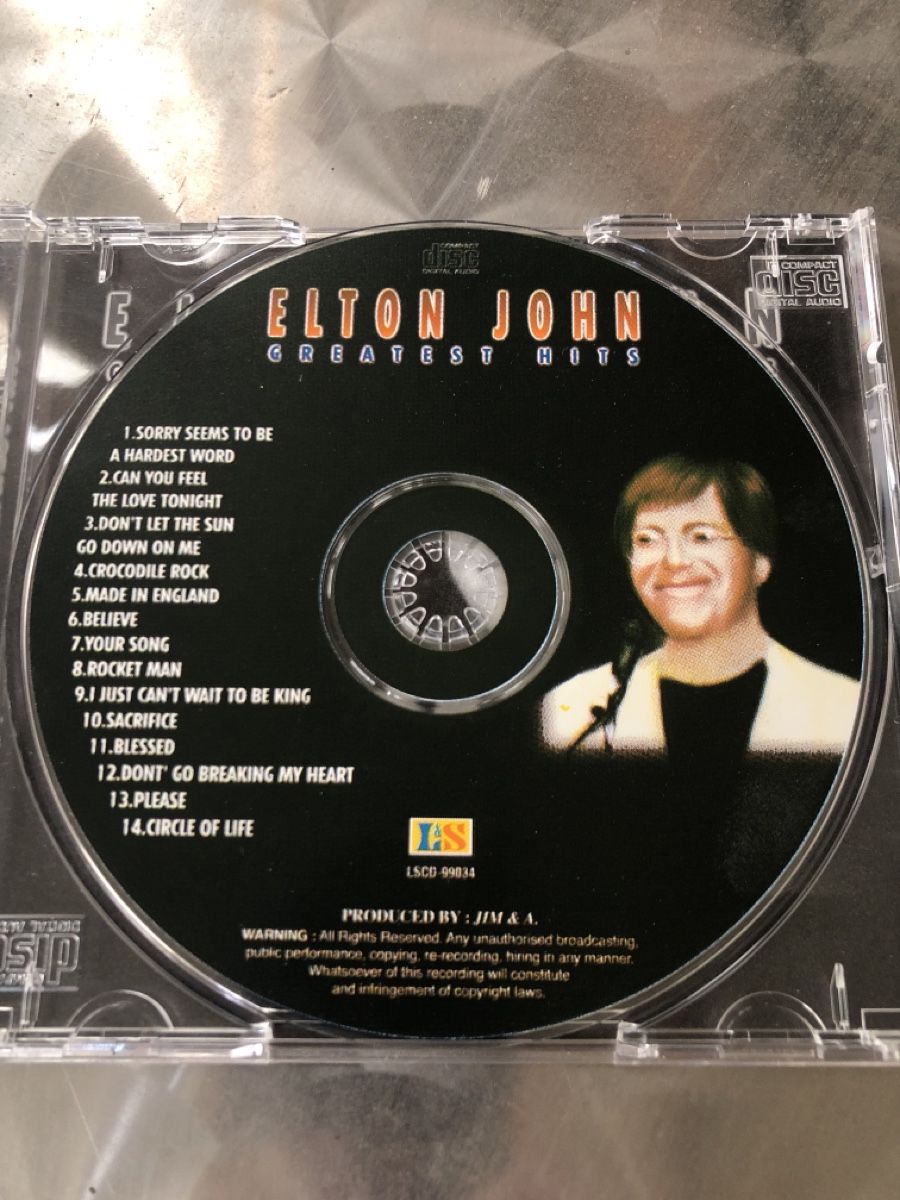 CD: Elton John Greatest Hits – Usato da Flaach venduto da rubo7 1